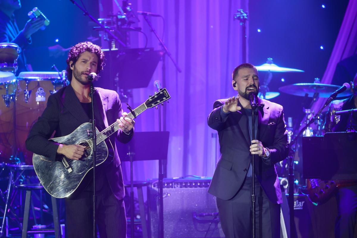Dan + Shay in concert